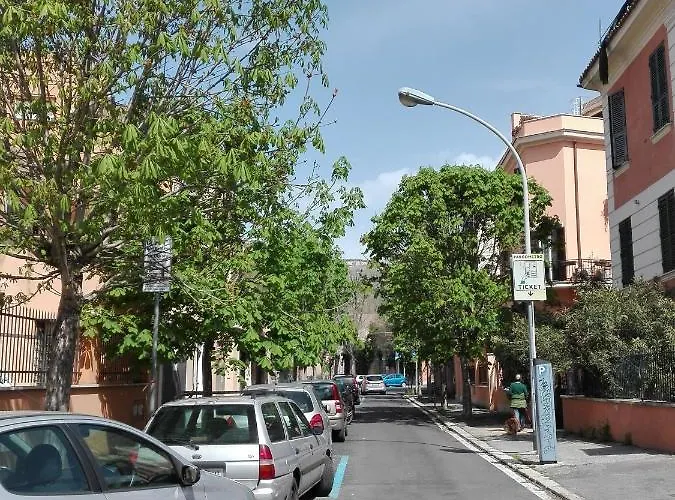 Daire Elisa's House *